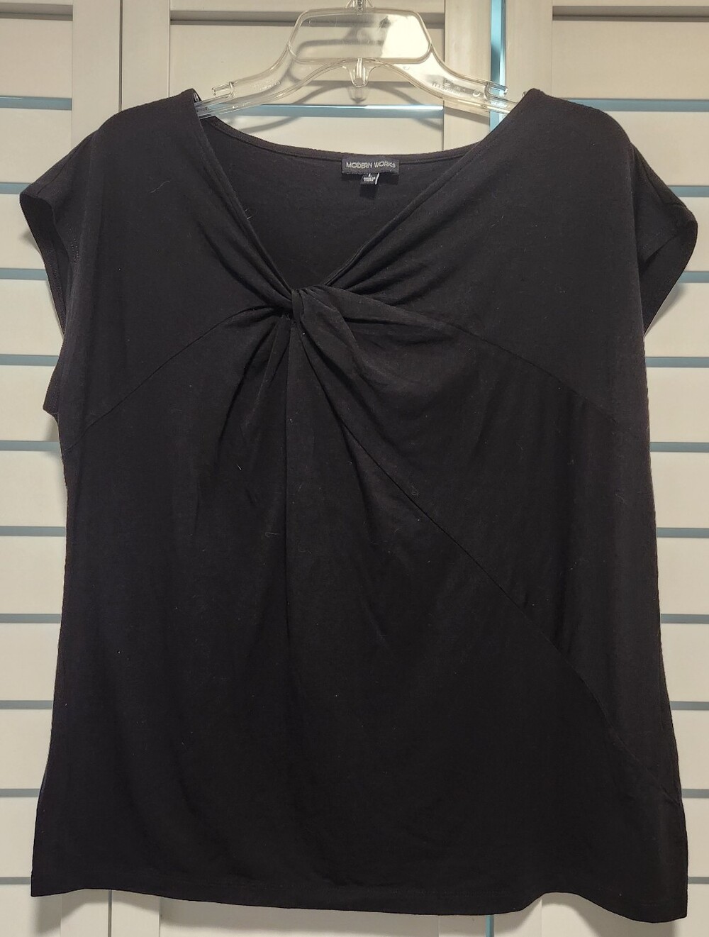 Modern Works Black Twist-Front Cap Sleeve Tee